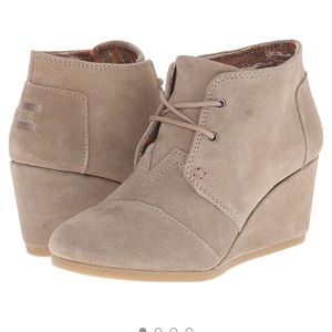 Toms wedge boots